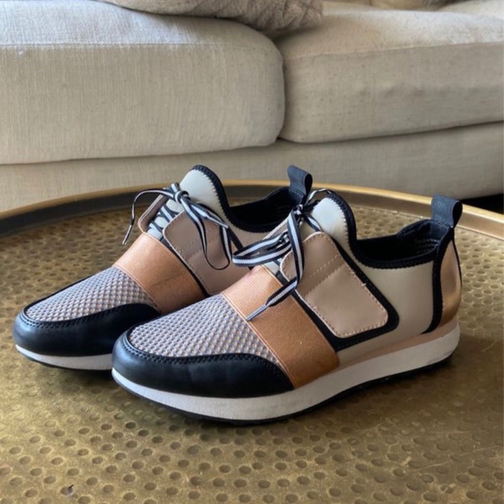 Mossimo Sneakers